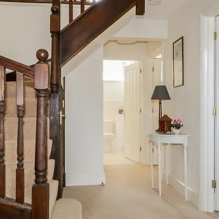 Carpenters Nyaraló *